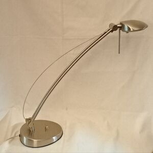 Adjustable Halogen Desk Lamp
